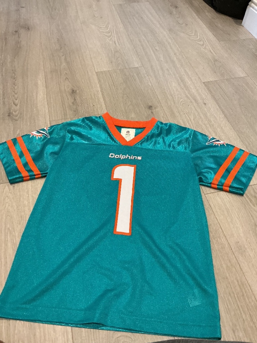 Miami Dolphins Tagovailoa number 1 jersey youth, large great condition
